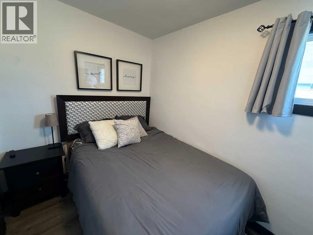 209 1 Street N, Vulcan, Alberta  T0L 2B0 - Photo 11 - A2305991