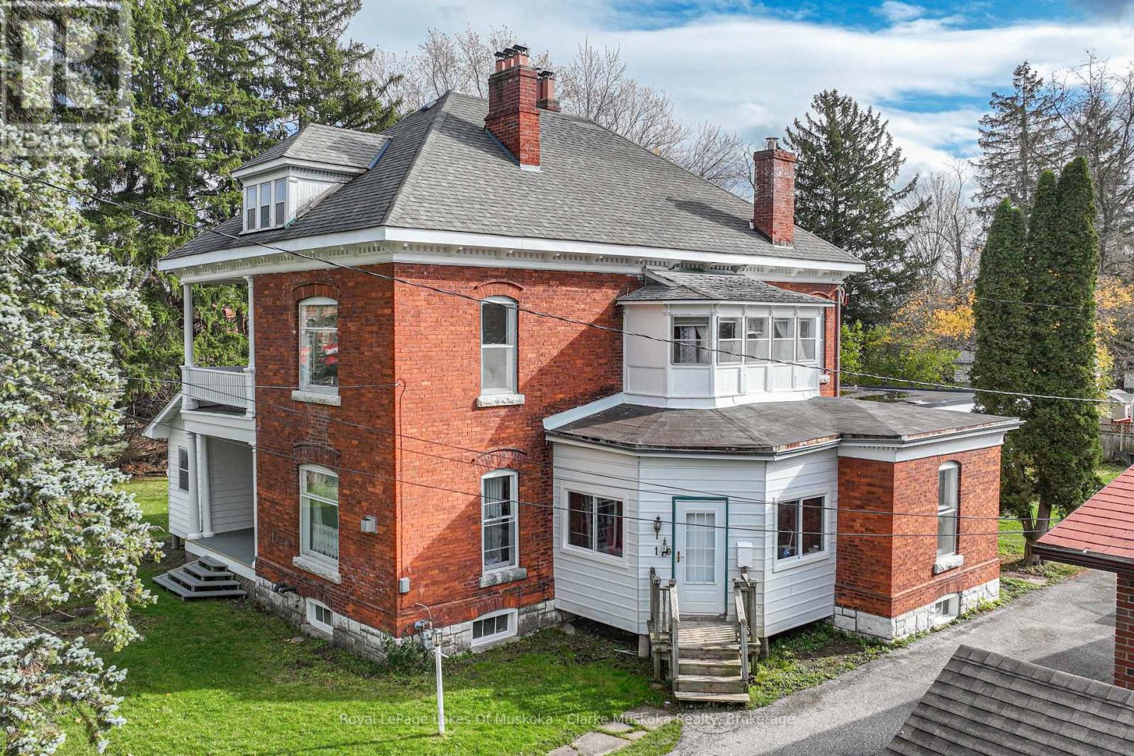 1 STURGEON BAY ROAD, Severn, Ontario