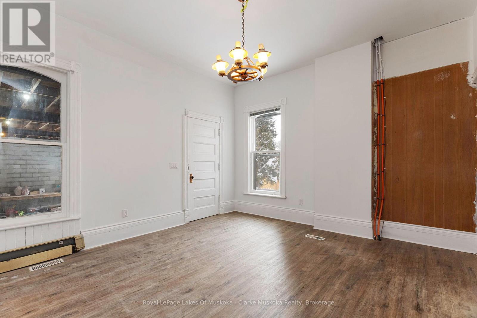 1 Sturgeon Bay Road, Severn (Coldwater), Ontario  L0K 1E0 - Photo 6 - S13431996