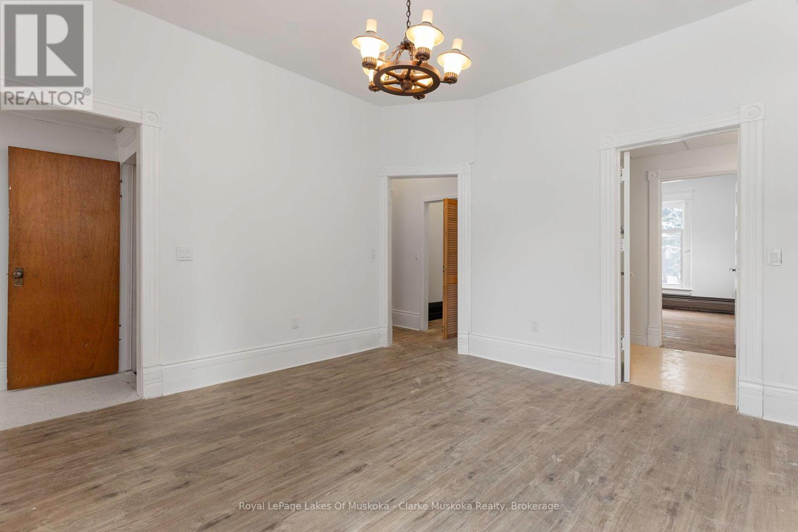 1 Sturgeon Bay Road, Severn (Coldwater), Ontario  L0K 1E0 - Photo 7 - S13431996