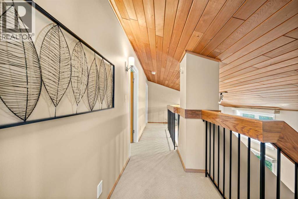 8 Varsplain Place NW, Calgary, Alberta  T3A 0C7 - Photo 31 - A2316291
