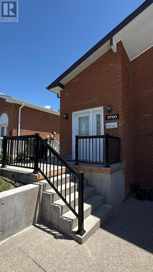 3760 KEENAN CRESCENT, Mississauga, Ontario