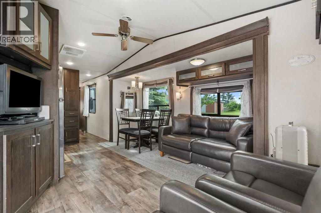 117, 370165 79 Street E, Rural Foothills County, Alberta  T1S 0E8 - Photo 4 - A2317893