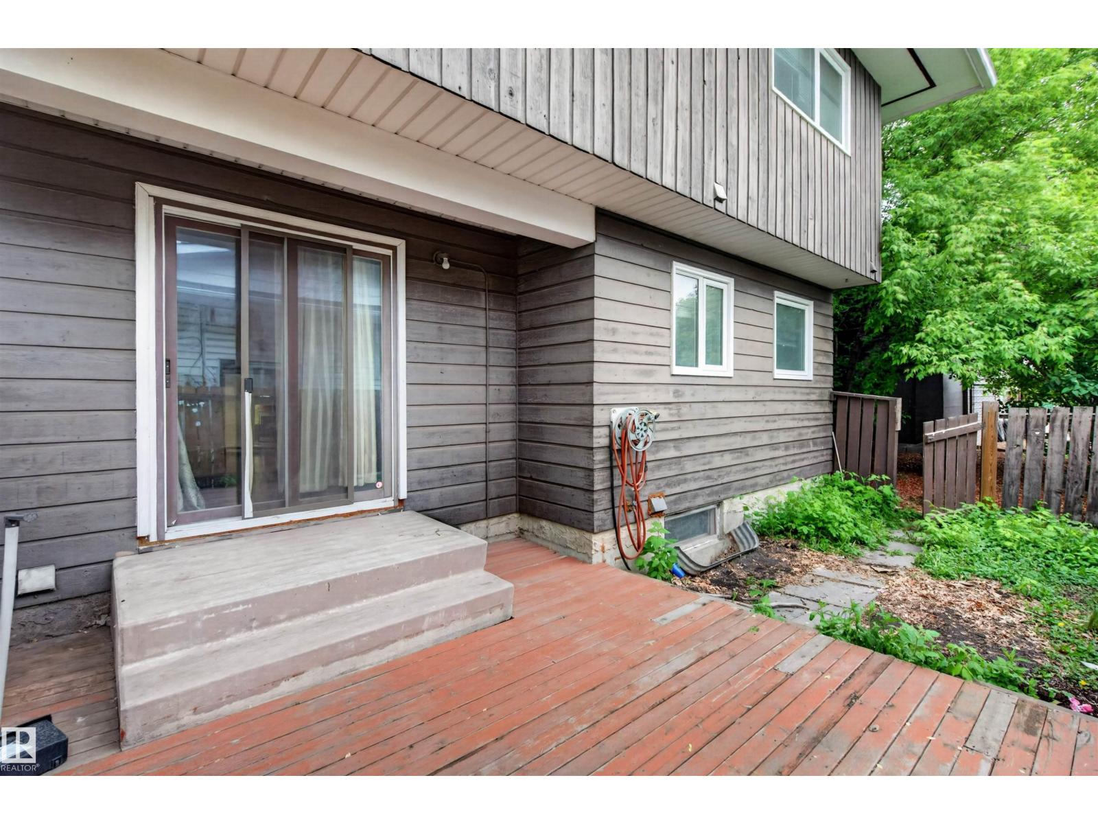 #1 4275 76 ST NW, Edmonton, Alberta