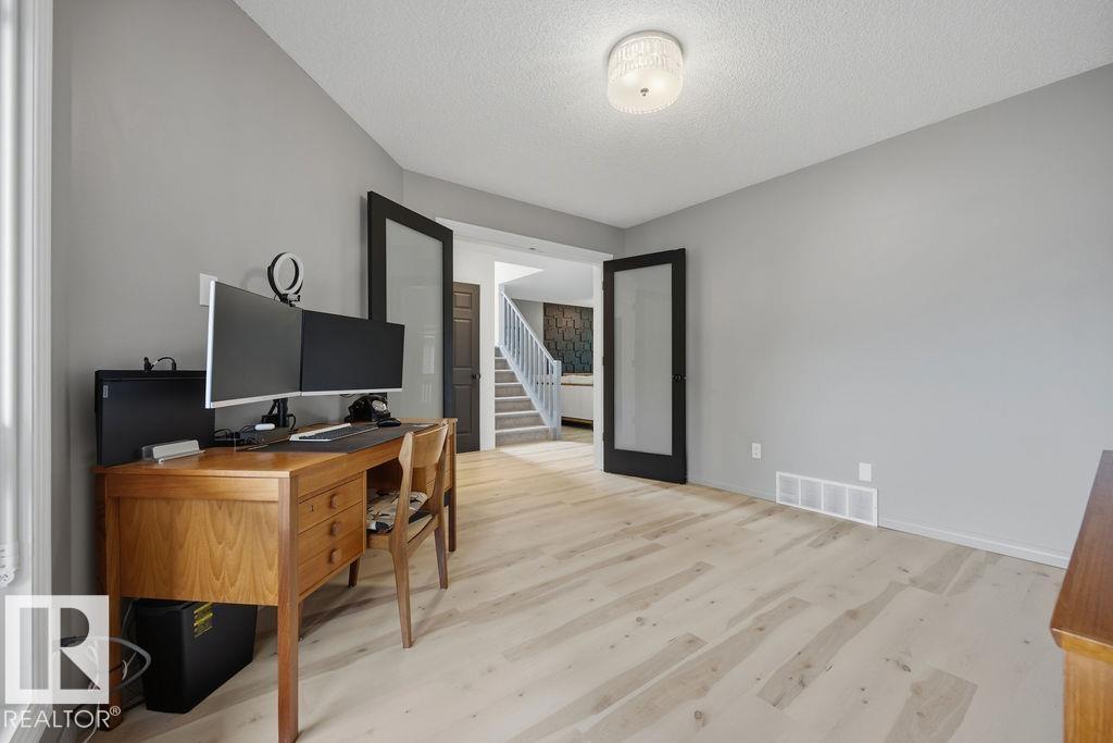 1892 Robertson Cr SW, Edmonton, Alberta  T6W 1N8 - Photo 11 - E4493037
