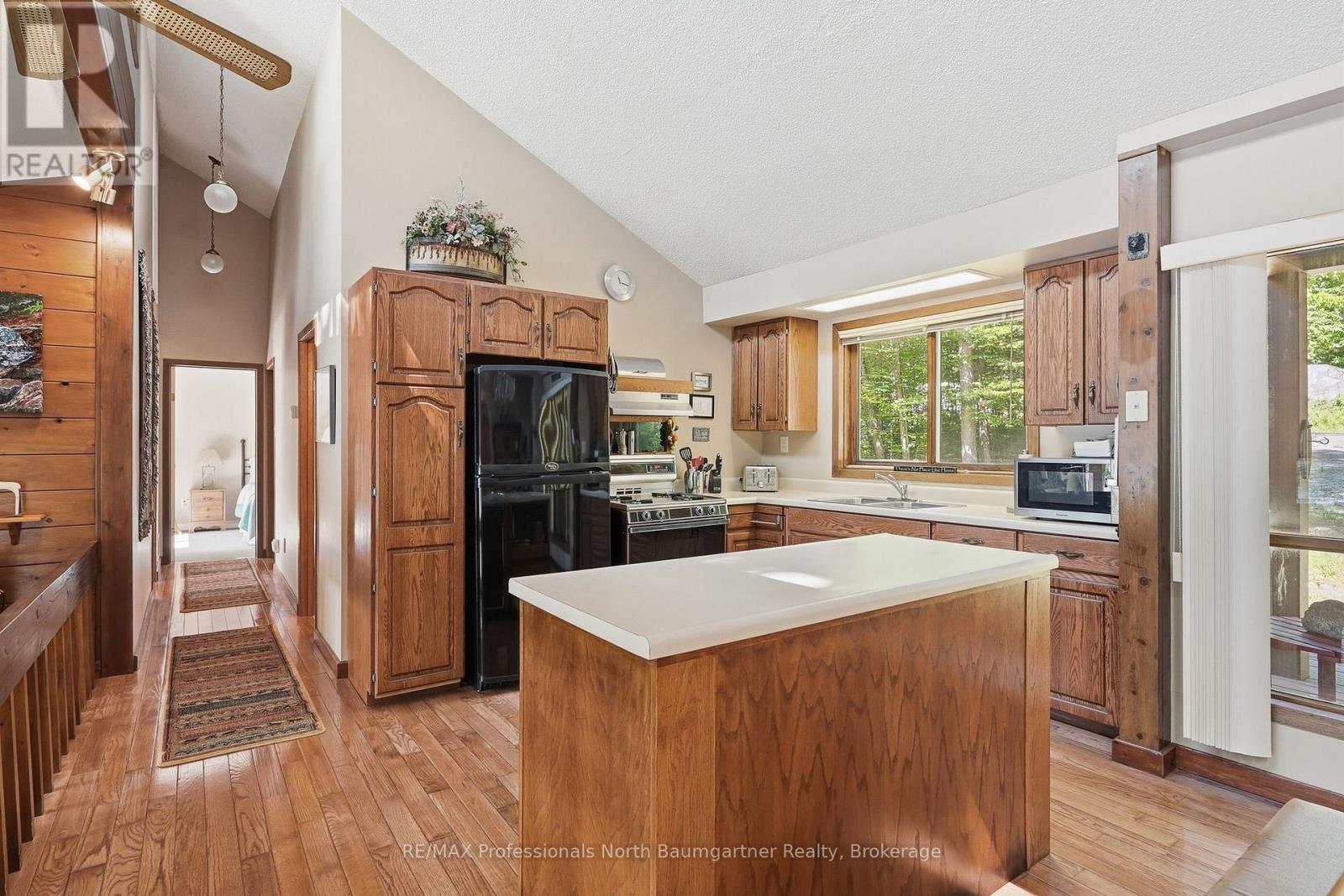 2272 Wilkinson Road, Dysart Et Al, Ontario  K0M 1S0 - Photo 17 - X13432064