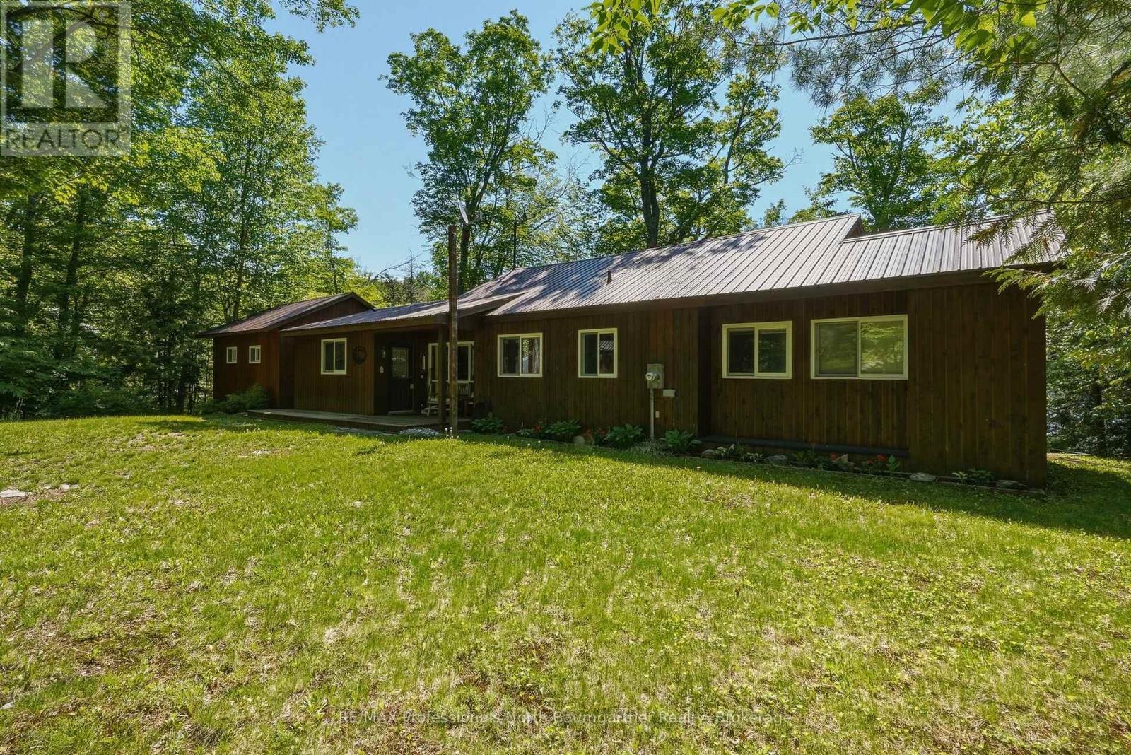 2272 Wilkinson Road, Dysart Et Al, Ontario  K0M 1S0 - Photo 35 - X13432064