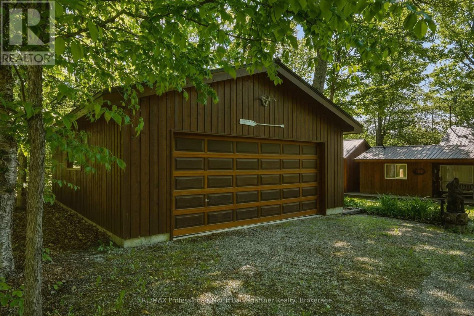 2272 Wilkinson Road, Dysart Et Al, Ontario  K0M 1S0 - Photo 4 - X13432064