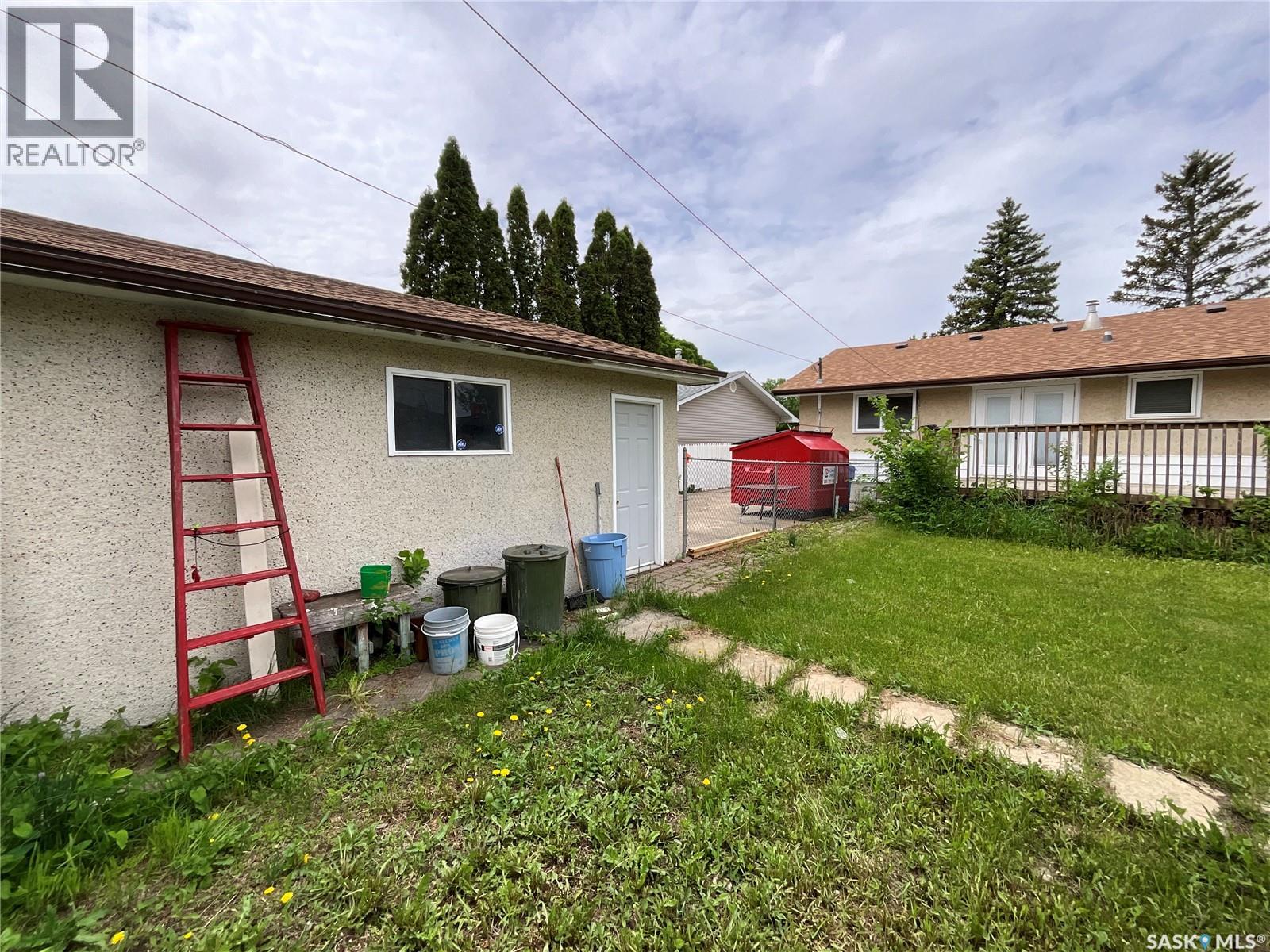 337 Mcintosh Street N, Regina, Saskatchewan  S4R 5A1 - Photo 6 - SK039094