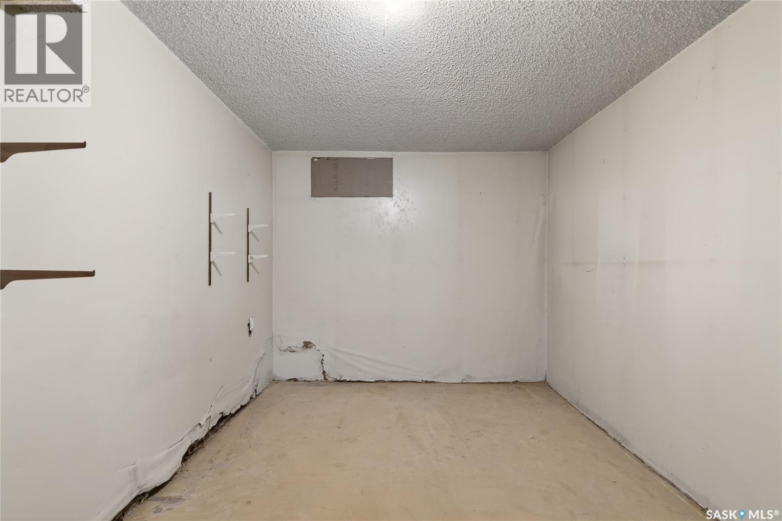 107 Grant Street, Saskatoon, Saskatchewan  S7N 2A2 - Photo 16 - SK039067
