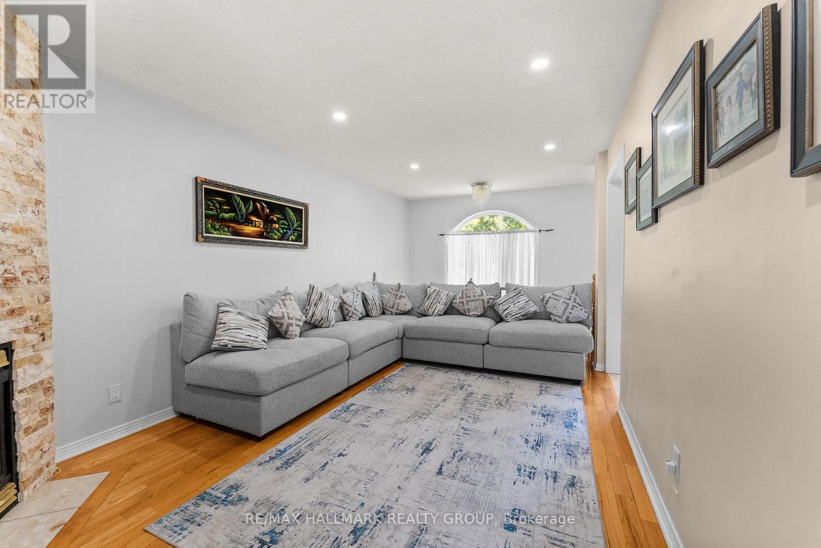 1157 Marchant Drive, Ottawa, Ontario  K4A 4A7 - Photo 5 - X13429164