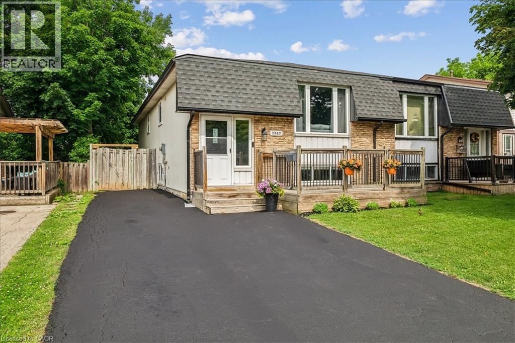 2367 MIDDLESMOOR Crescent, Burlington, Ontario