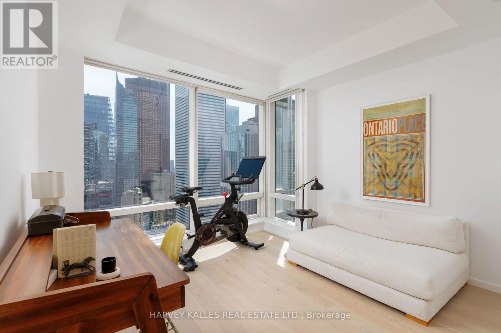 3907 - 180 University Avenue, Toronto, Ontario  M5M 0A2 - Photo 43 - C13431876