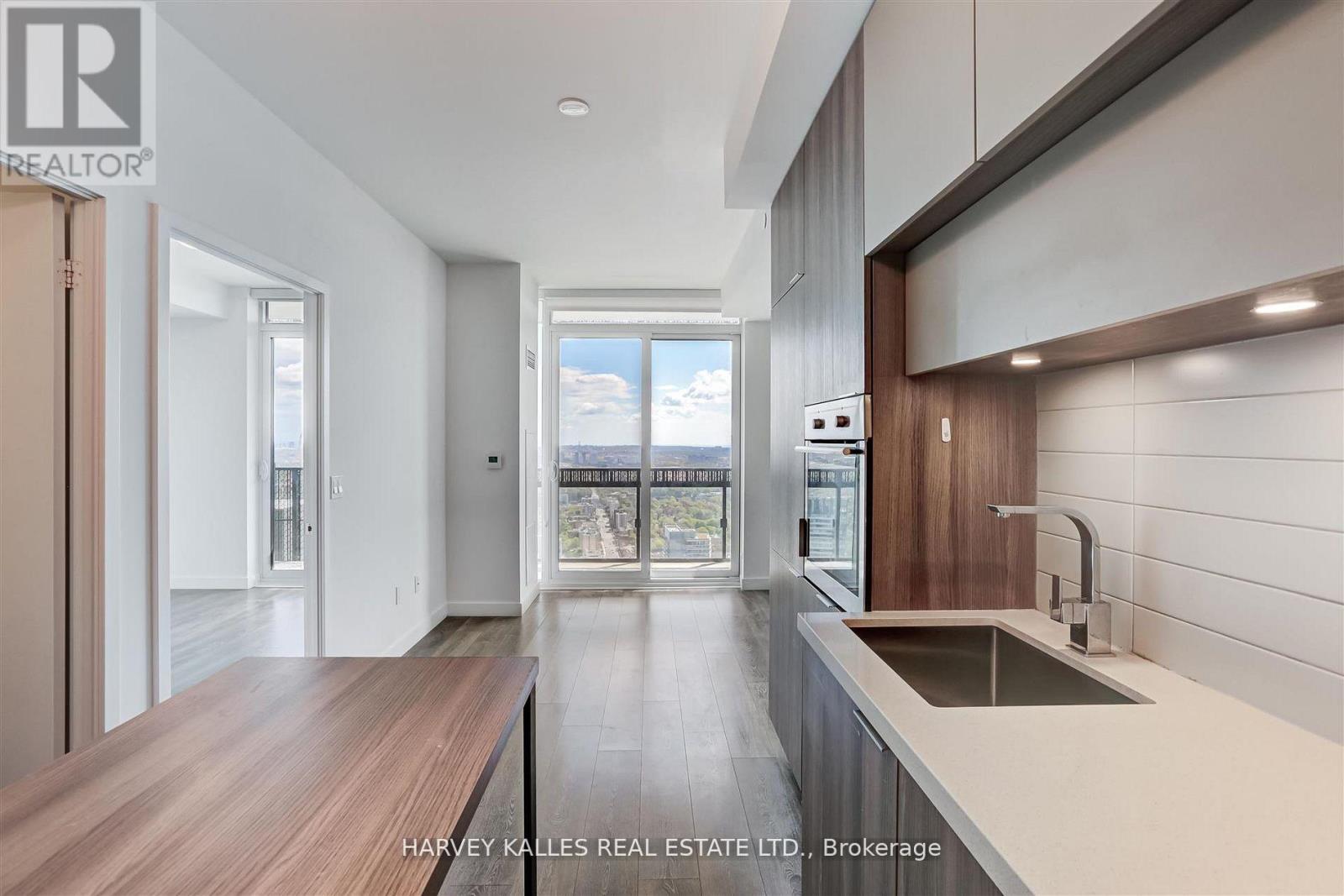 5209 - 8 Eglinton Avenue E, Toronto, Ontario  M4P 1A6 - Photo 16 - C13431966