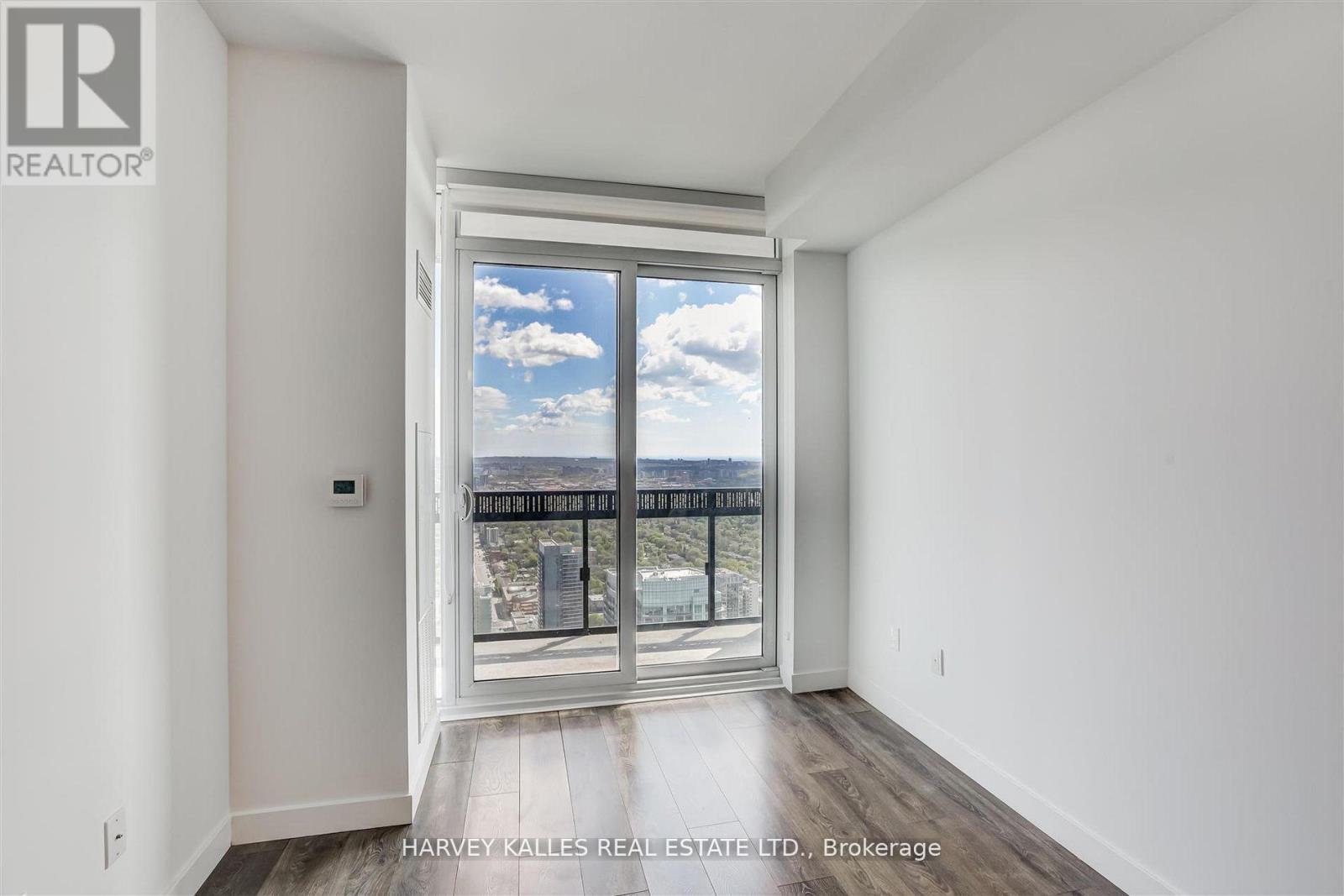 5209 - 8 Eglinton Avenue E, Toronto, Ontario  M4P 1A6 - Photo 19 - C13431966
