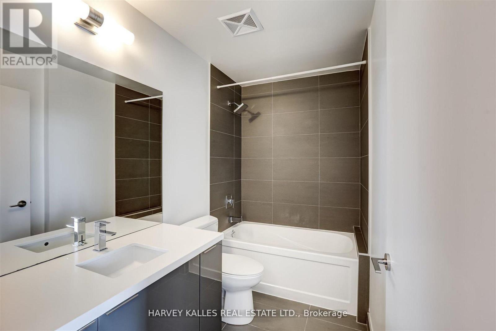 5209 - 8 Eglinton Avenue E, Toronto, Ontario  M4P 1A6 - Photo 32 - C13431966