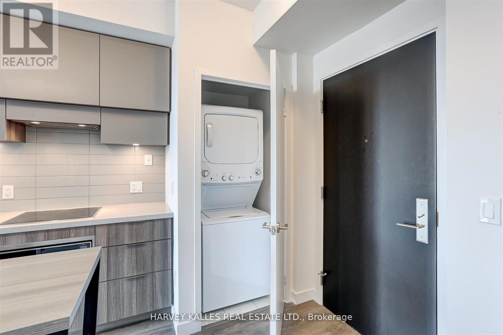 5209 - 8 Eglinton Avenue E, Toronto, Ontario  M4P 1A6 - Photo 33 - C13431966