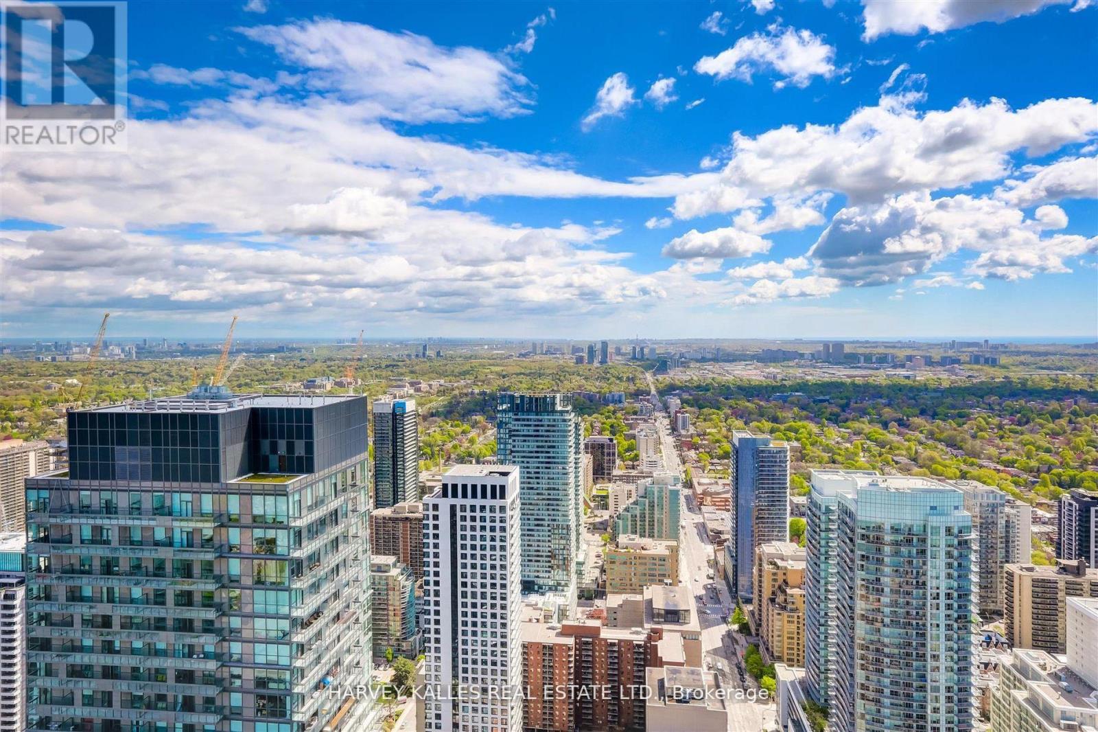 5209 - 8 Eglinton Avenue E, Toronto, Ontario  M4P 1A6 - Photo 37 - C13431966