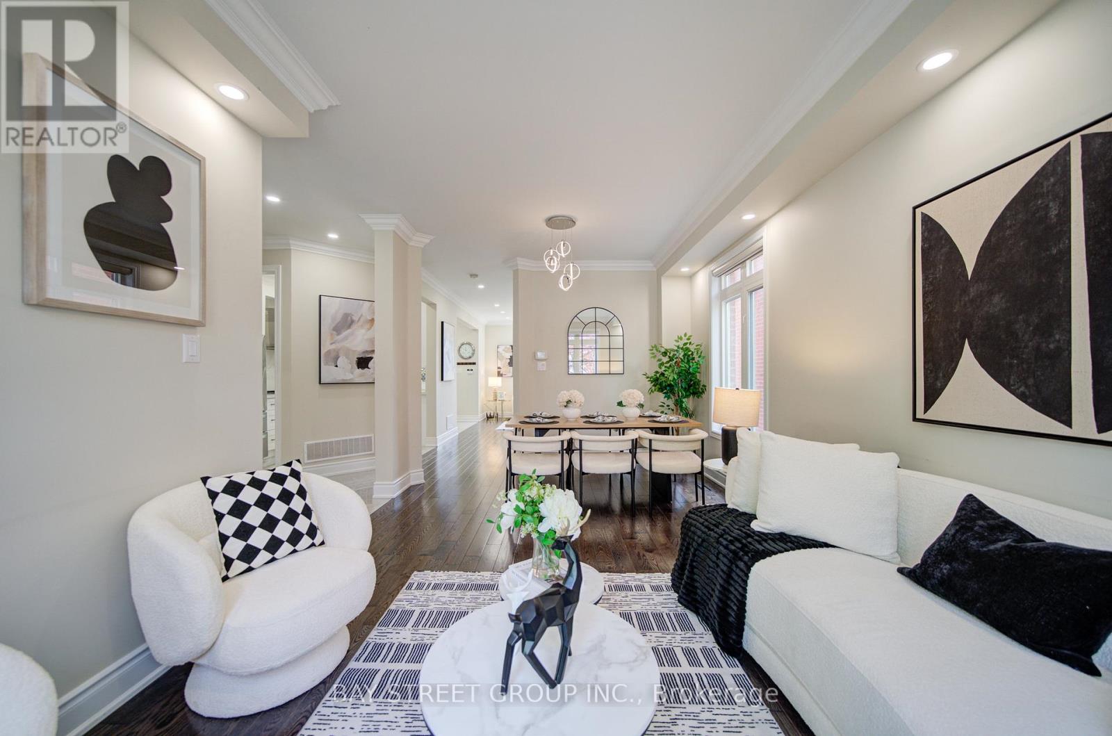 29 Cardrew Street, Markham, Ontario  L6B 1G6 - Photo 10 - N13424904