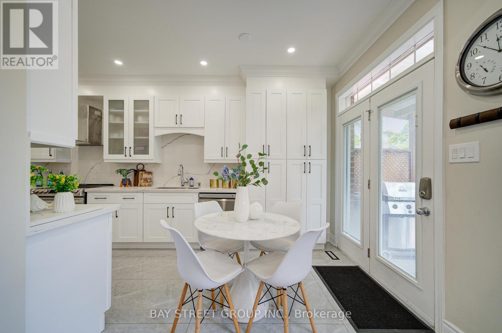 29 Cardrew Street, Markham, Ontario  L6B 1G6 - Photo 17 - N13424904