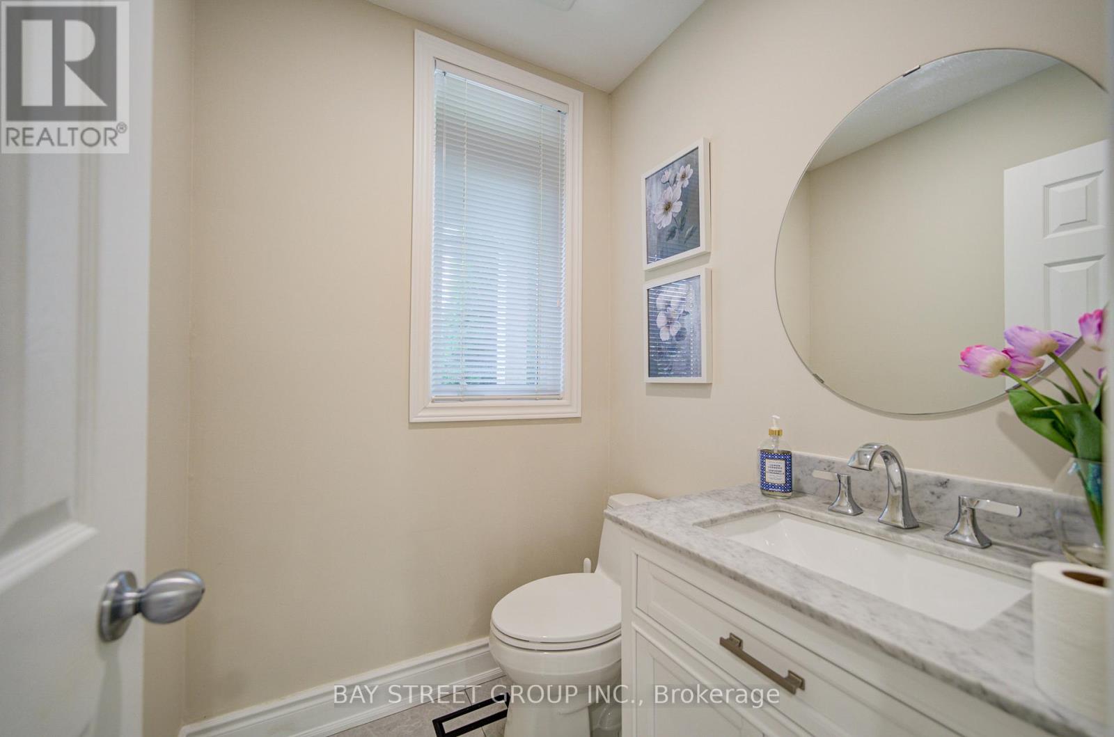 29 Cardrew Street, Markham, Ontario  L6B 1G6 - Photo 11 - N13424904