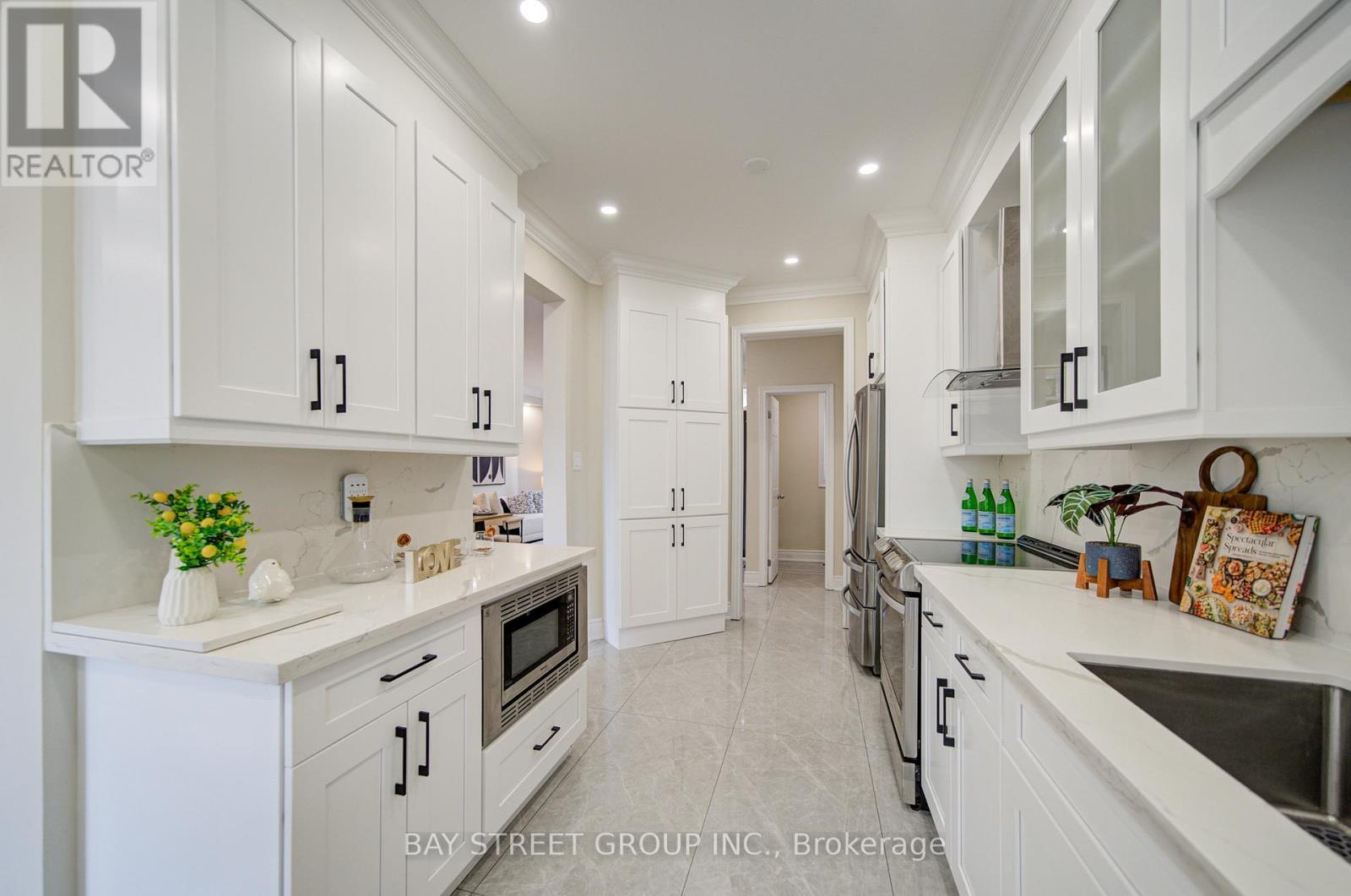29 Cardrew Street, Markham, Ontario  L6B 1G6 - Photo 15 - N13424904