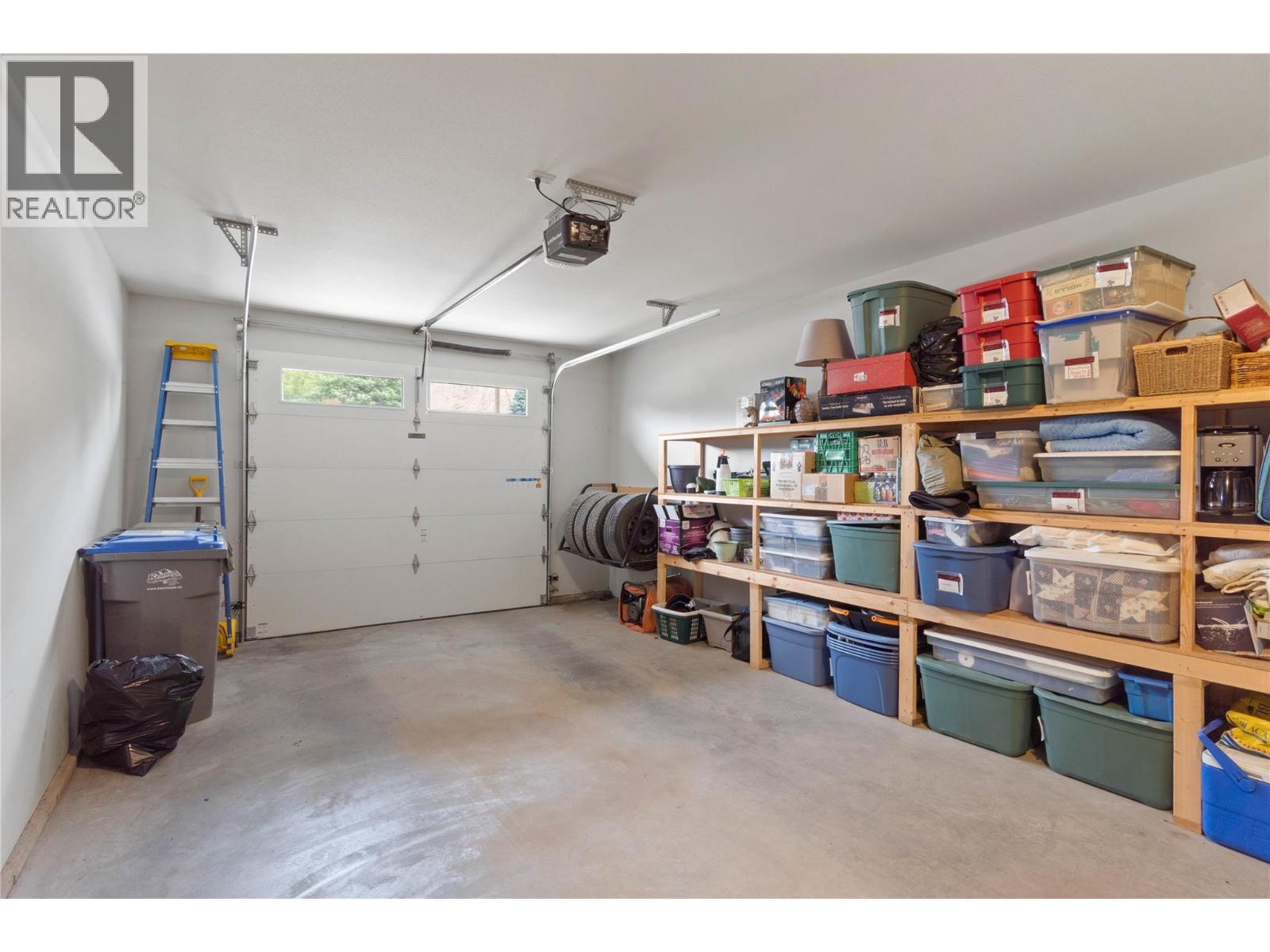 Listing image 24