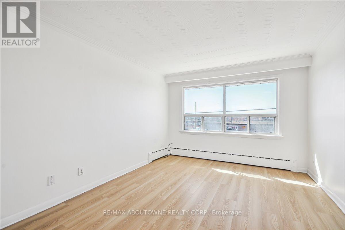 5 - 2 Wesley Street, Toronto, Ontario  M8Y 2W3 - Photo 9 - W13411918