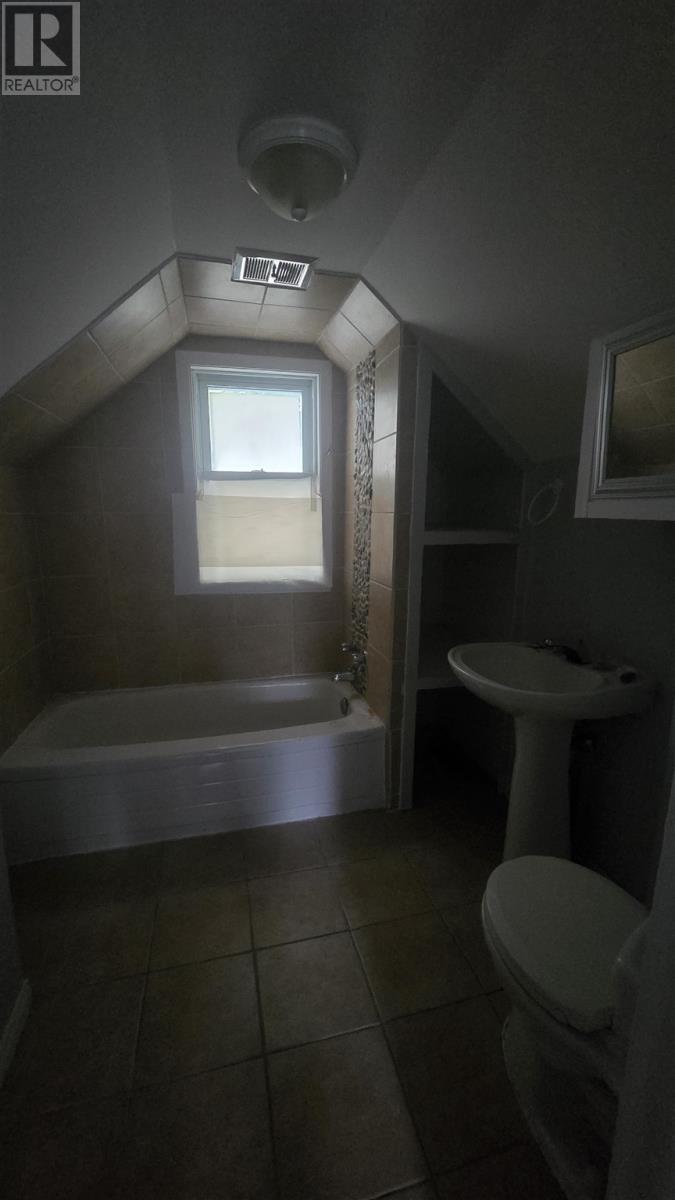 412 Northland Rd, Sault Ste. Marie, Ontario  P6C 3N6 - Photo 23 - SM260329