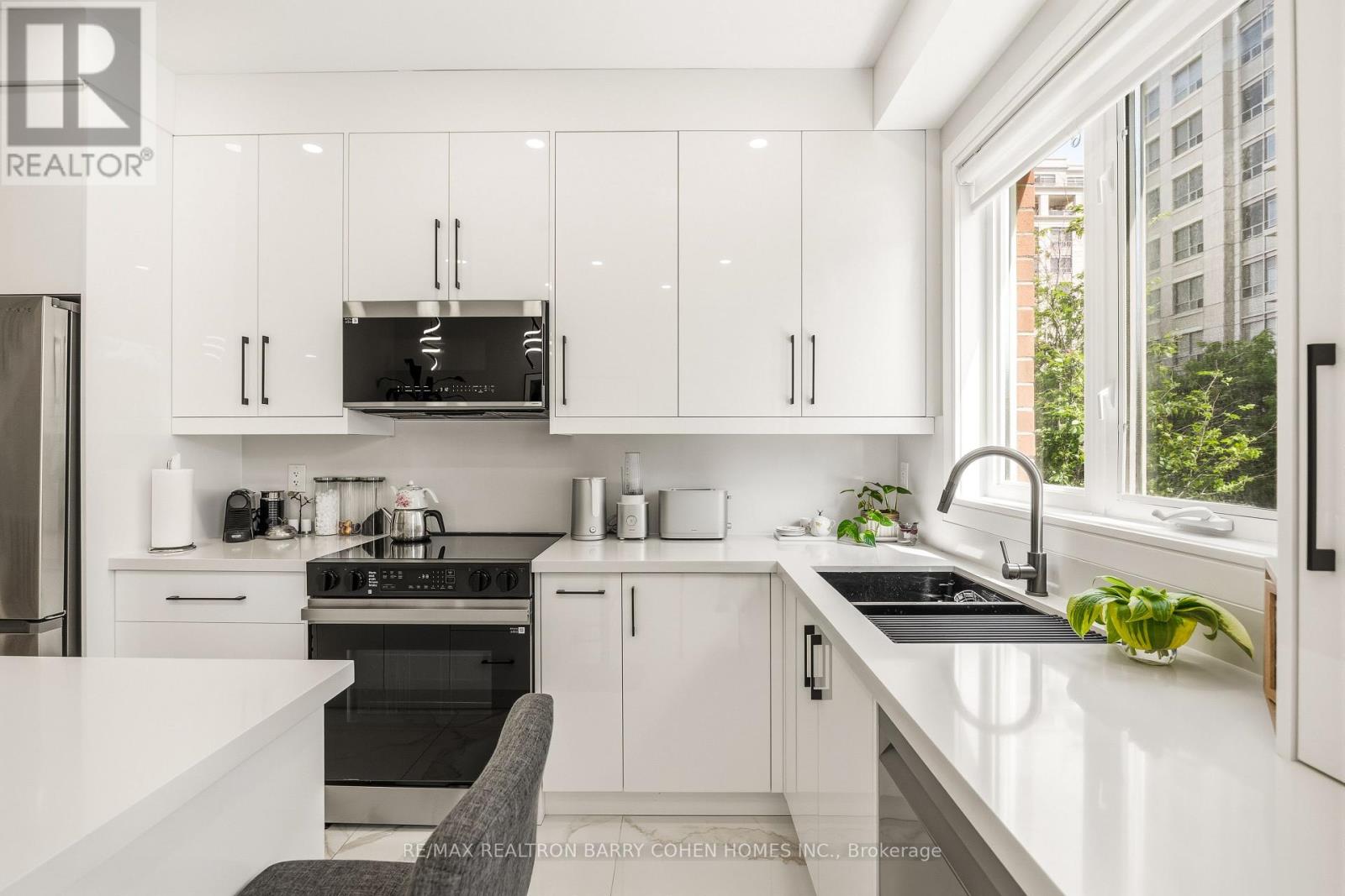 21 - 21 Galleria Parkway, Markham, Ontario  L3T 0A4 - Photo 12 - N13432034