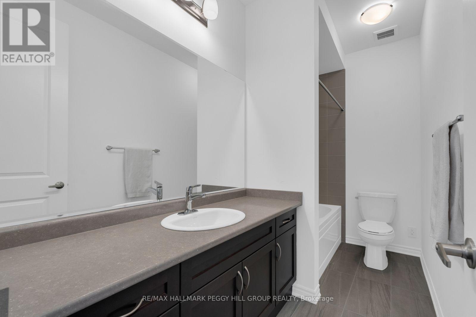 641 Newlove Street, Innisfil, Ontario L9S 0S3 - Photo 15 - N13432058