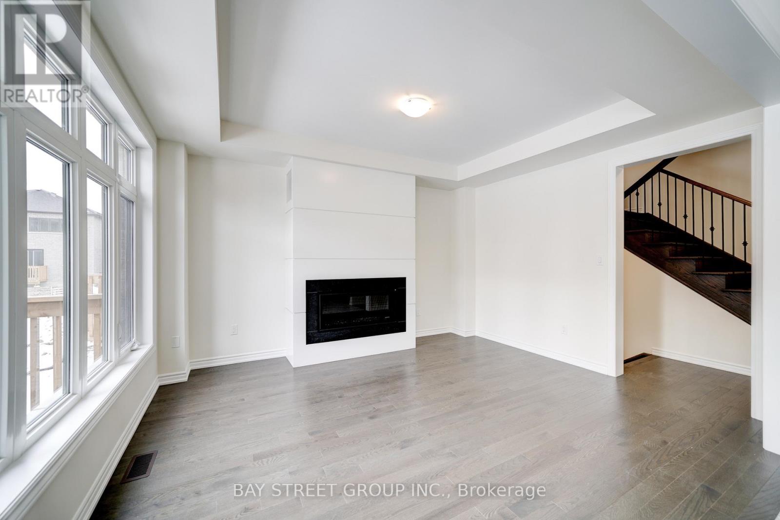 25 Garrett Styles Drive, Georgina, Ontario  L4P 0J1 - Photo 14 - N13432154