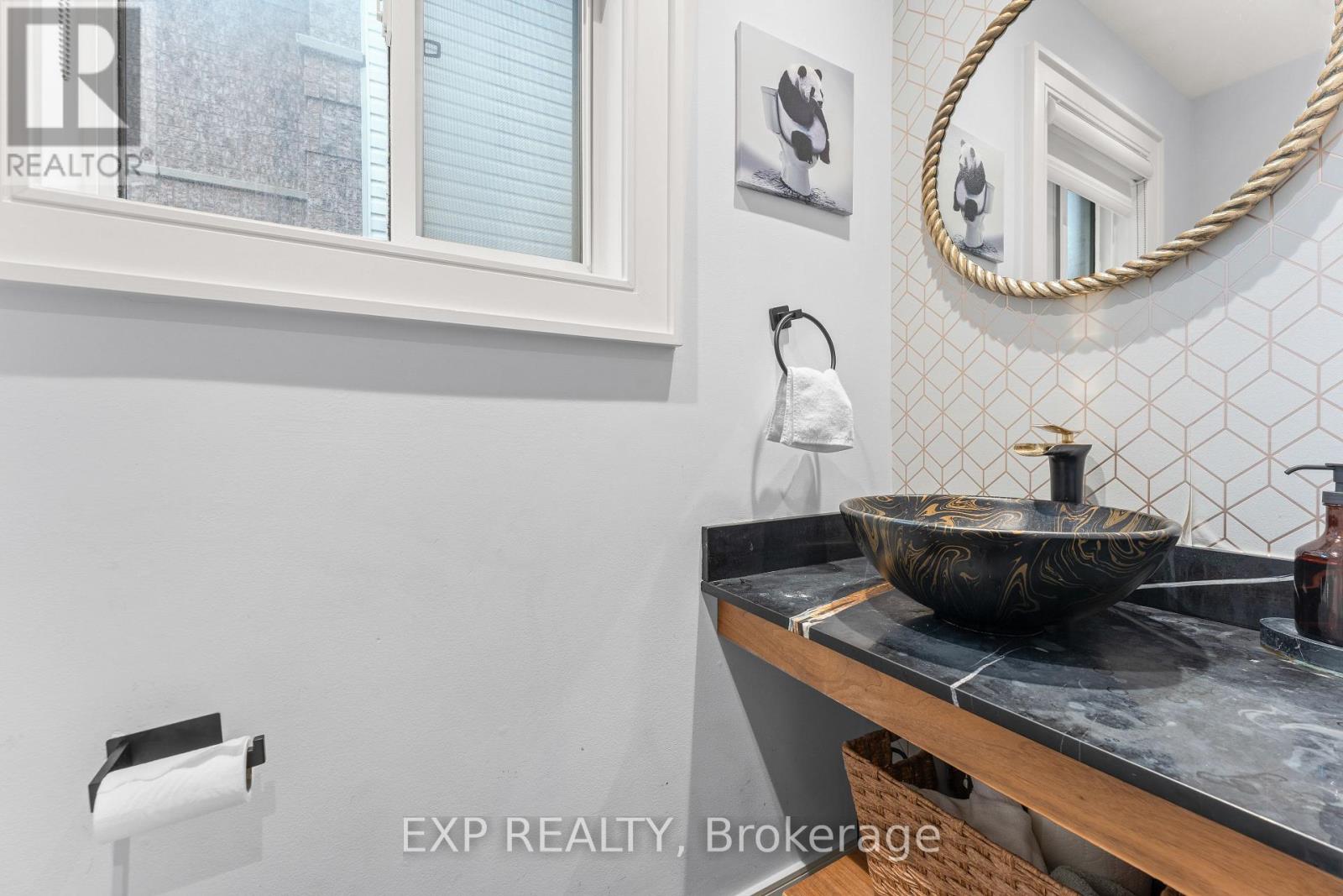 442 Heddle Crescent, Newmarket, Ontario  L3X 2J3 - Photo 10 - N13432158