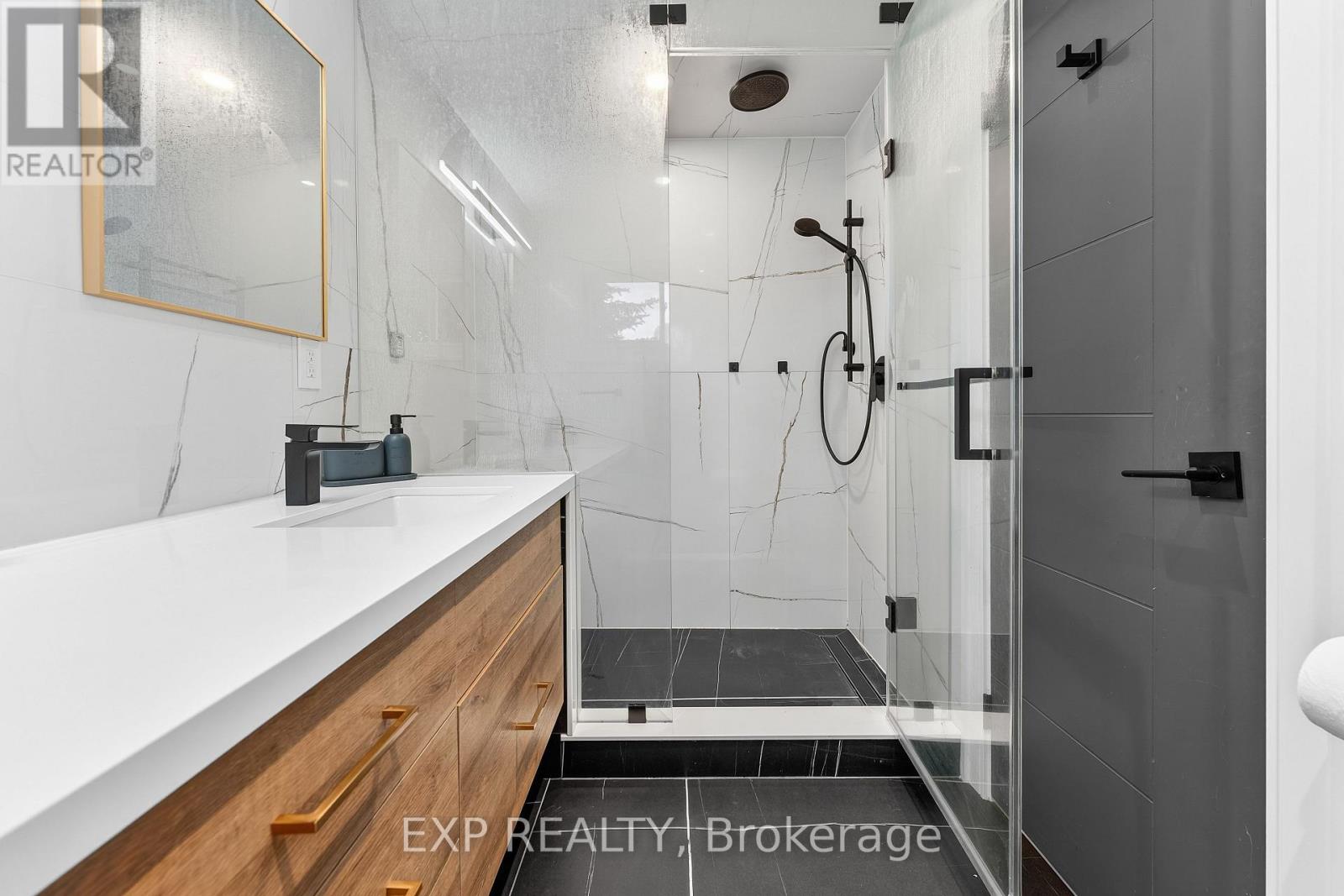 442 Heddle Crescent, Newmarket, Ontario  L3X 2J3 - Photo 15 - N13432158