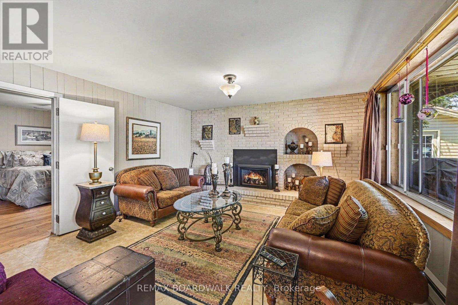 126 Lakeshore Drive, Lanark Highlands, Ontario  K0A 3L0 - Photo 6 - X13431142