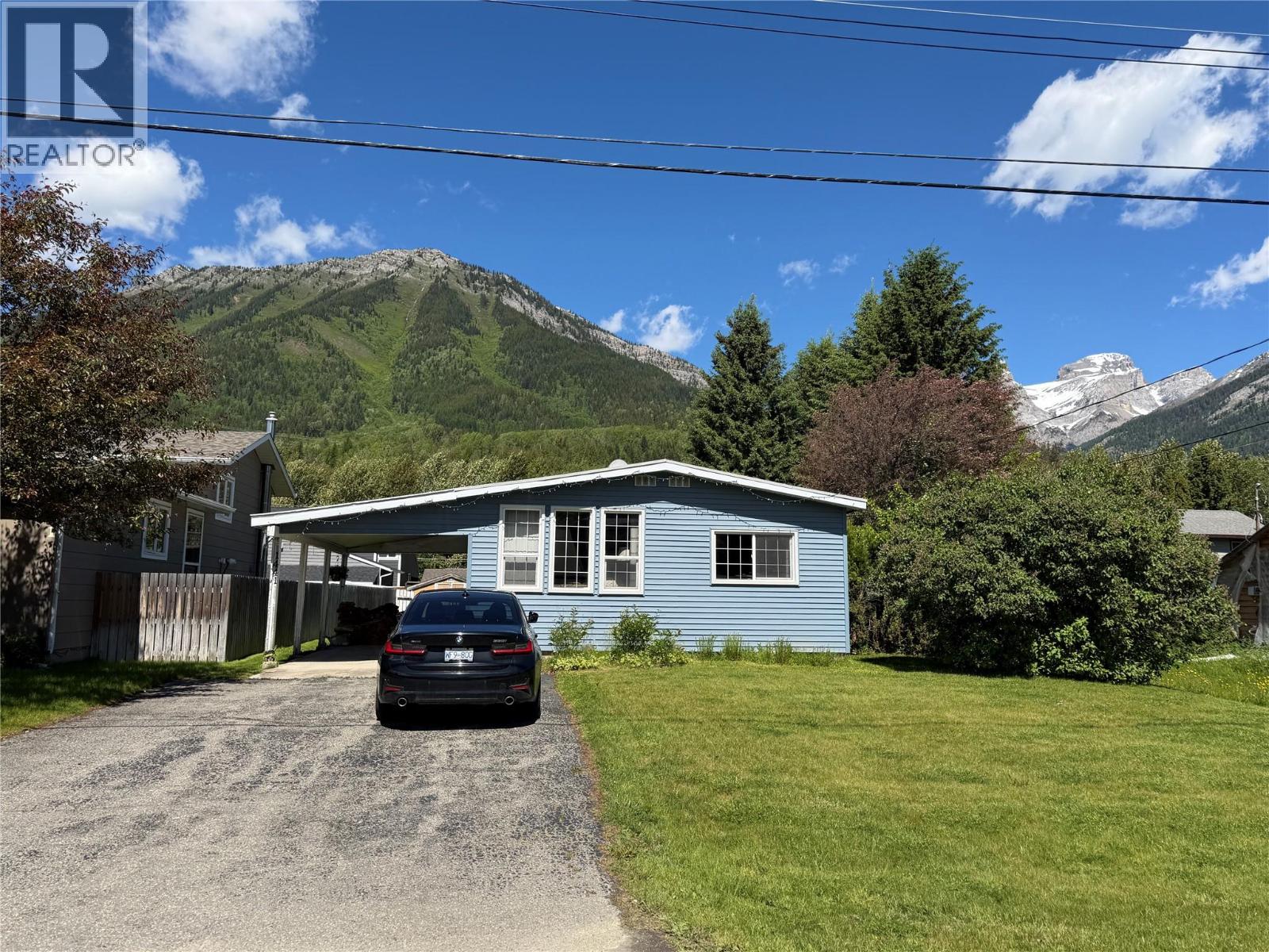 1441 11th Avenue, Fernie, British Columbia  V0B 1M0 - Photo 1 - 10387987
