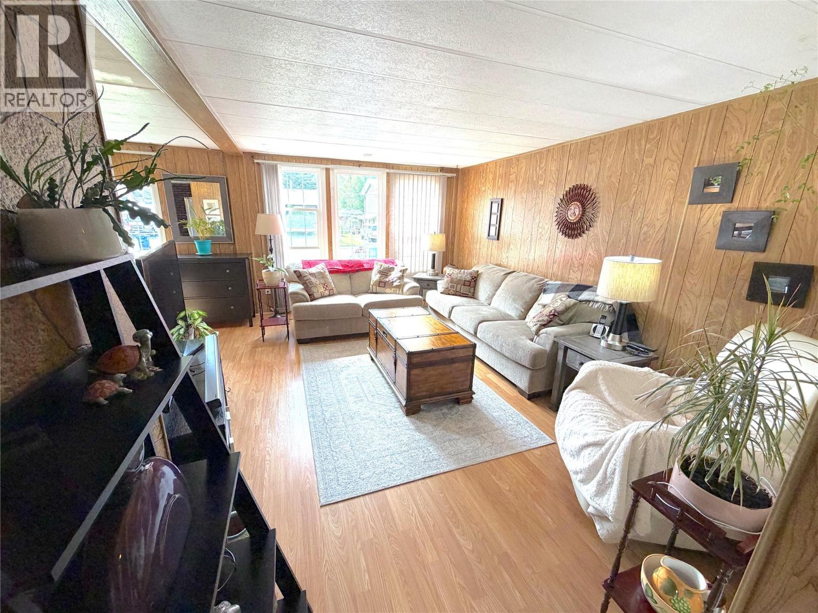1441 11th Avenue, Fernie, British Columbia  V0B 1M0 - Photo 4 - 10387987
