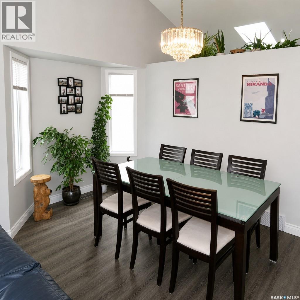 138 Lavalee Place, Saskatoon, Saskatchewan  S7J 5K7 - Photo 4 - SK038869