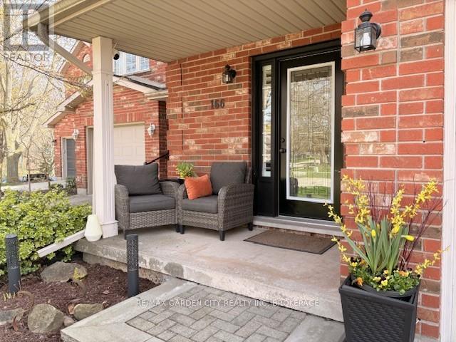166 Lawrence Lane, Pelham, Ontario  L0S 1E4 - Photo 3 - X13044908