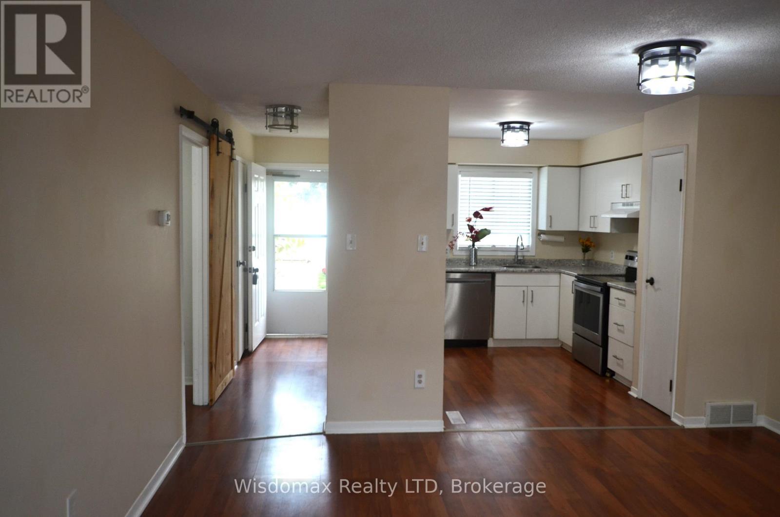 115 - 8141 Coventry Road, Niagara Falls, Ontario  L2H 2X7 - Photo 3 - X13429748