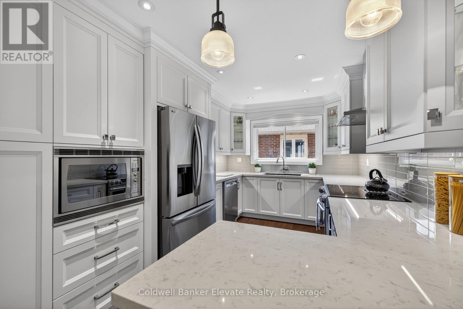 1432 Livingston Road, Oakville, Ontario  L6H 3G4 - Photo 15 - W13431898