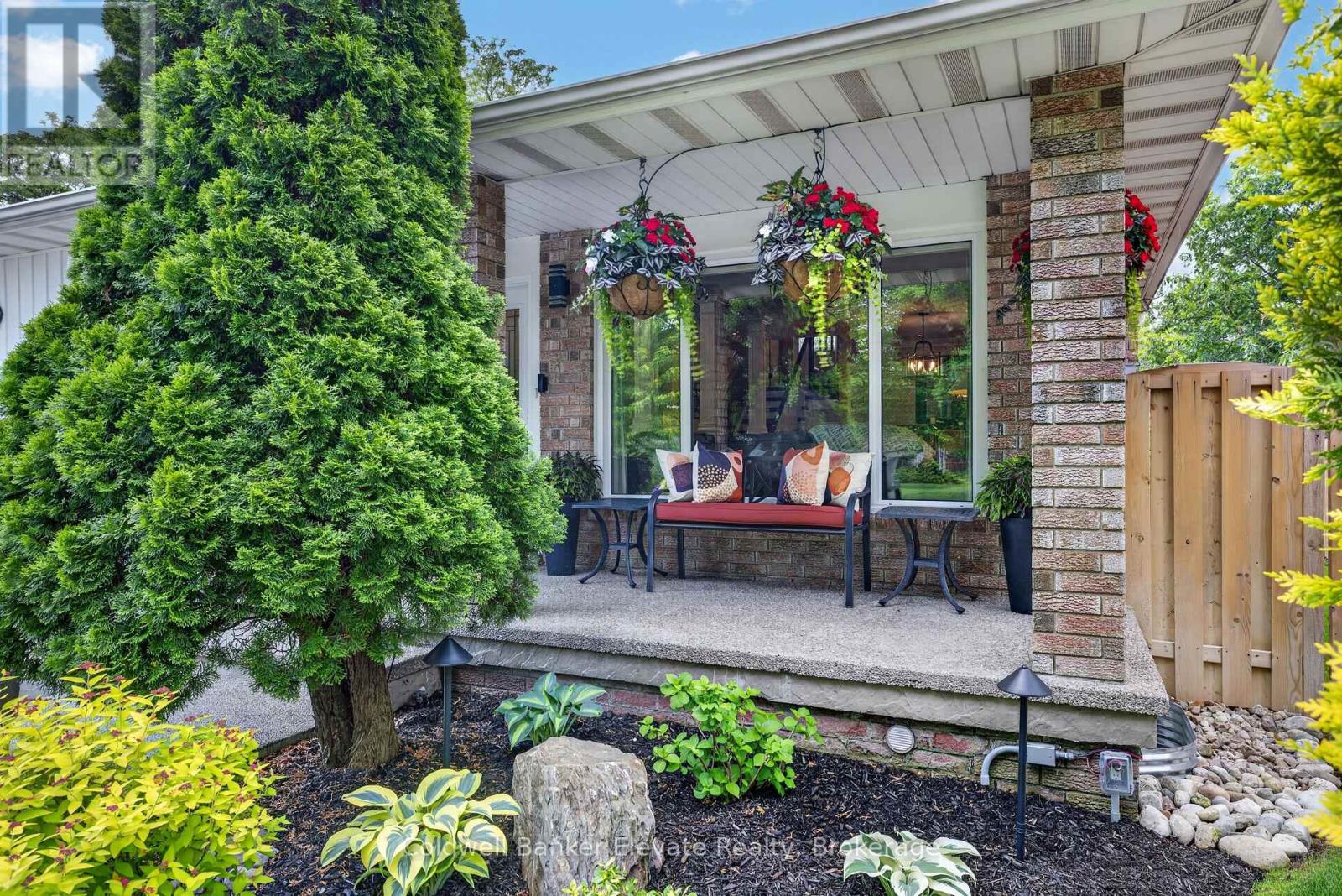 1432 Livingston Road, Oakville, Ontario  L6H 3G4 - Photo 6 - W13431898