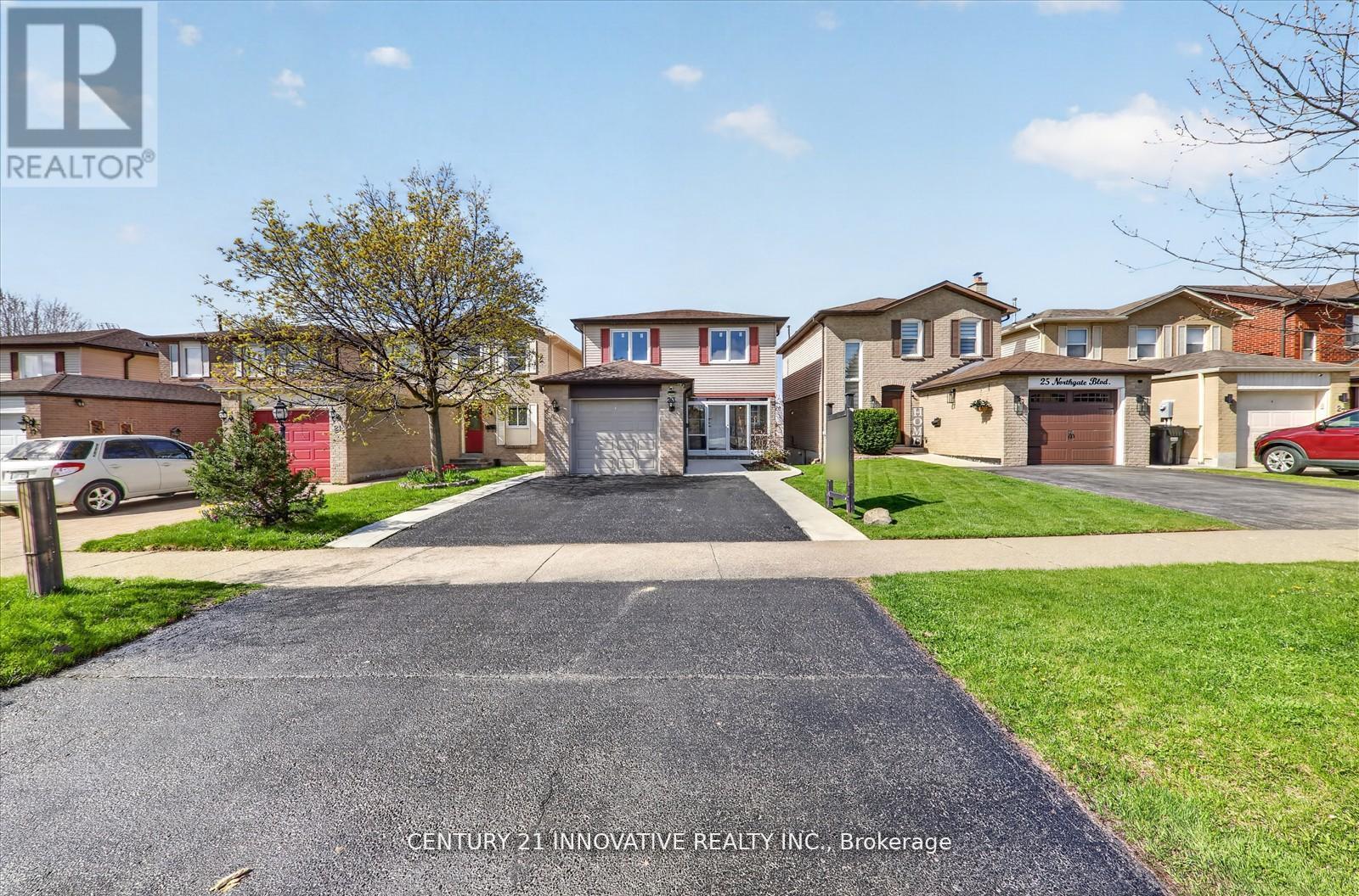 23 Northgate Boulevard, Brampton, Ontario  L6S 4G6 - Photo 3 - W13431970