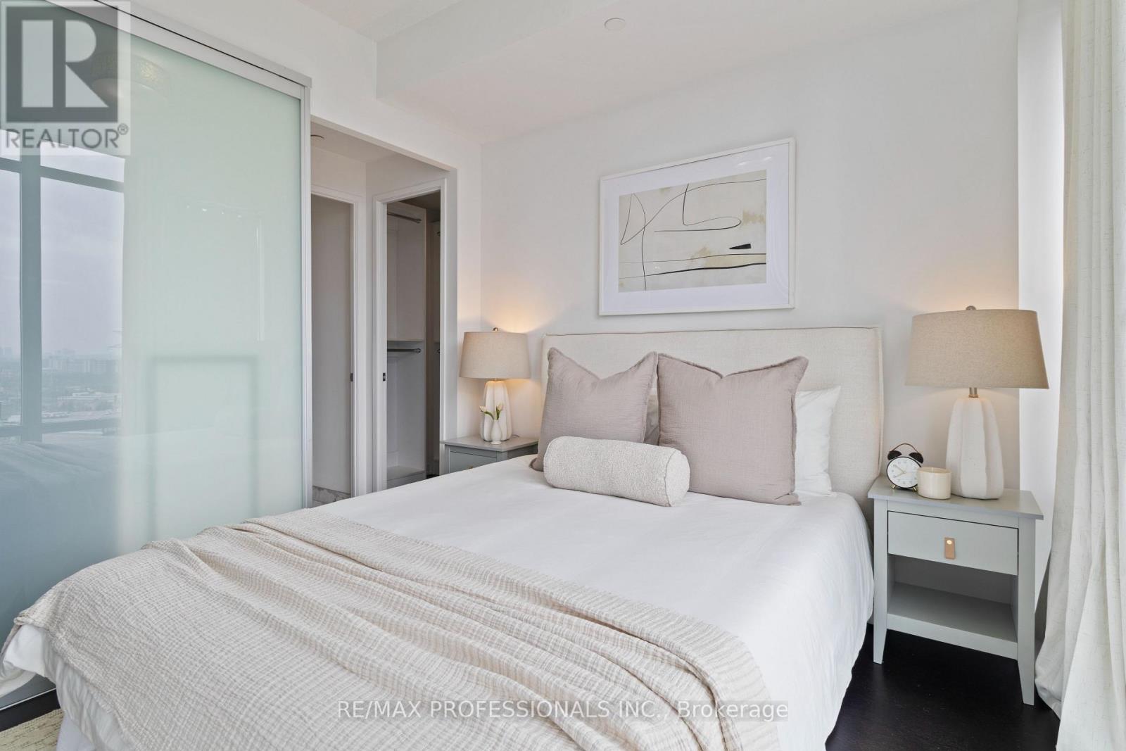 1910 - 90 Park Lawn Road, Toronto, Ontario  M8Y 0B6 - Photo 17 - W13431986