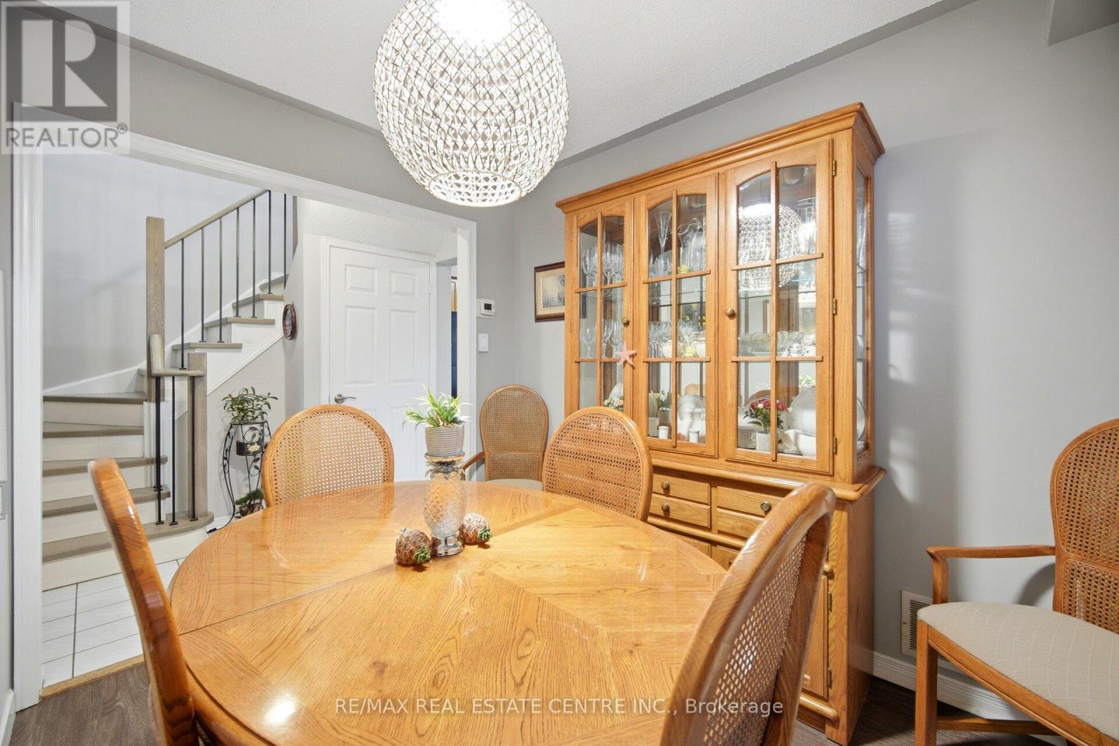 6 Ashbrook Way, Brampton, Ontario  L6Y 4R5 - Photo 14 - W13432088
