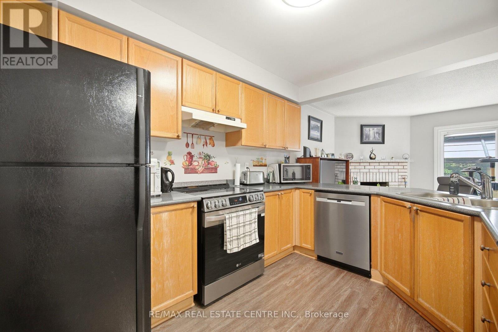 6 Ashbrook Way, Brampton, Ontario  L6Y 4R5 - Photo 15 - W13432088