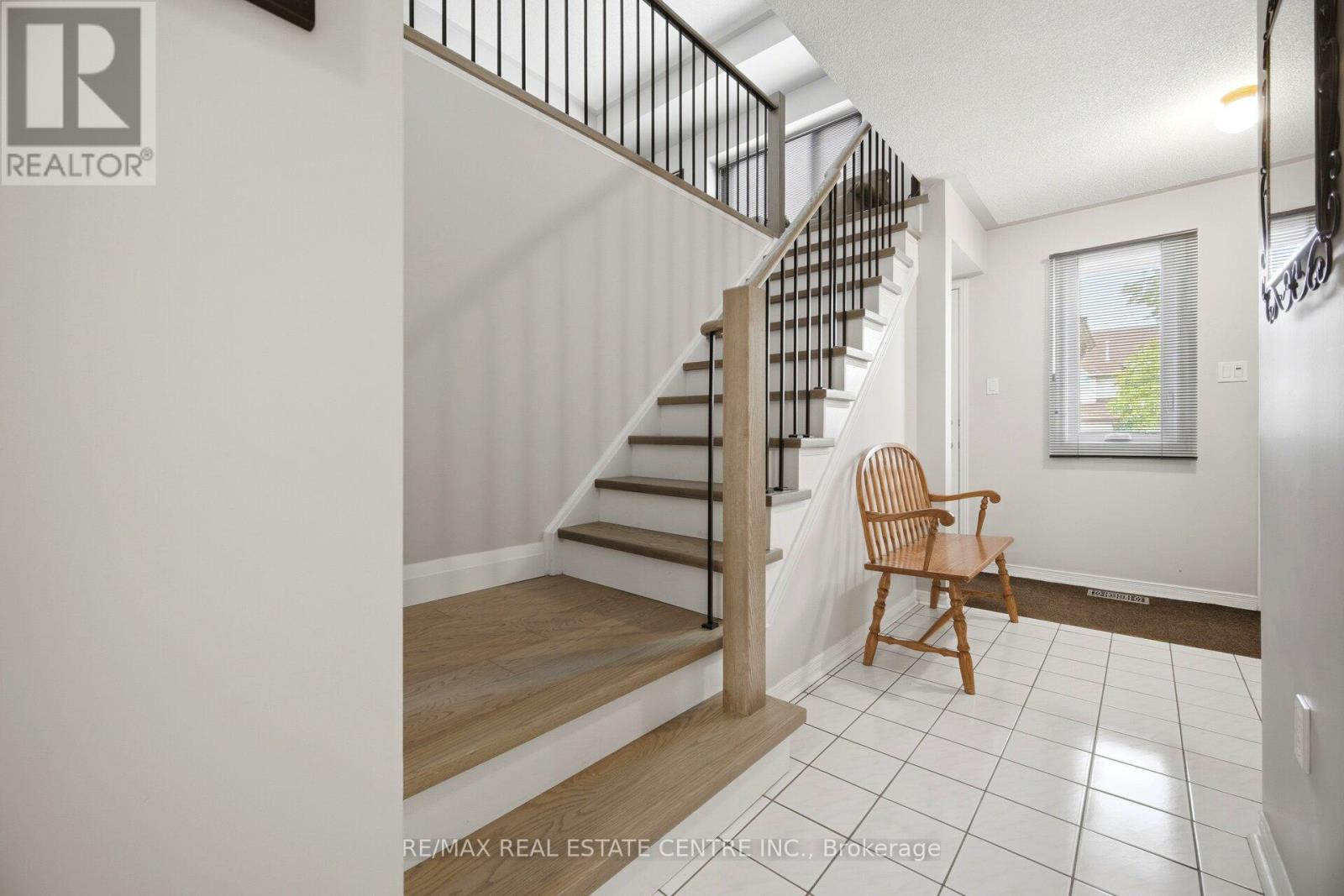 6 Ashbrook Way, Brampton, Ontario  L6Y 4R5 - Photo 23 - W13432088