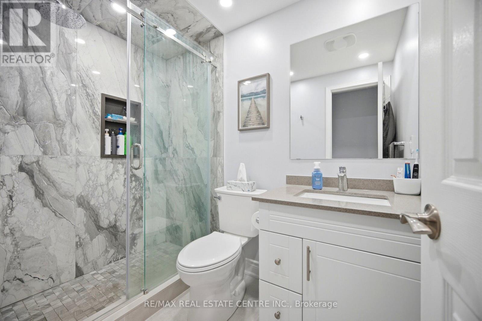 6 Ashbrook Way, Brampton, Ontario  L6Y 4R5 - Photo 32 - W13432088