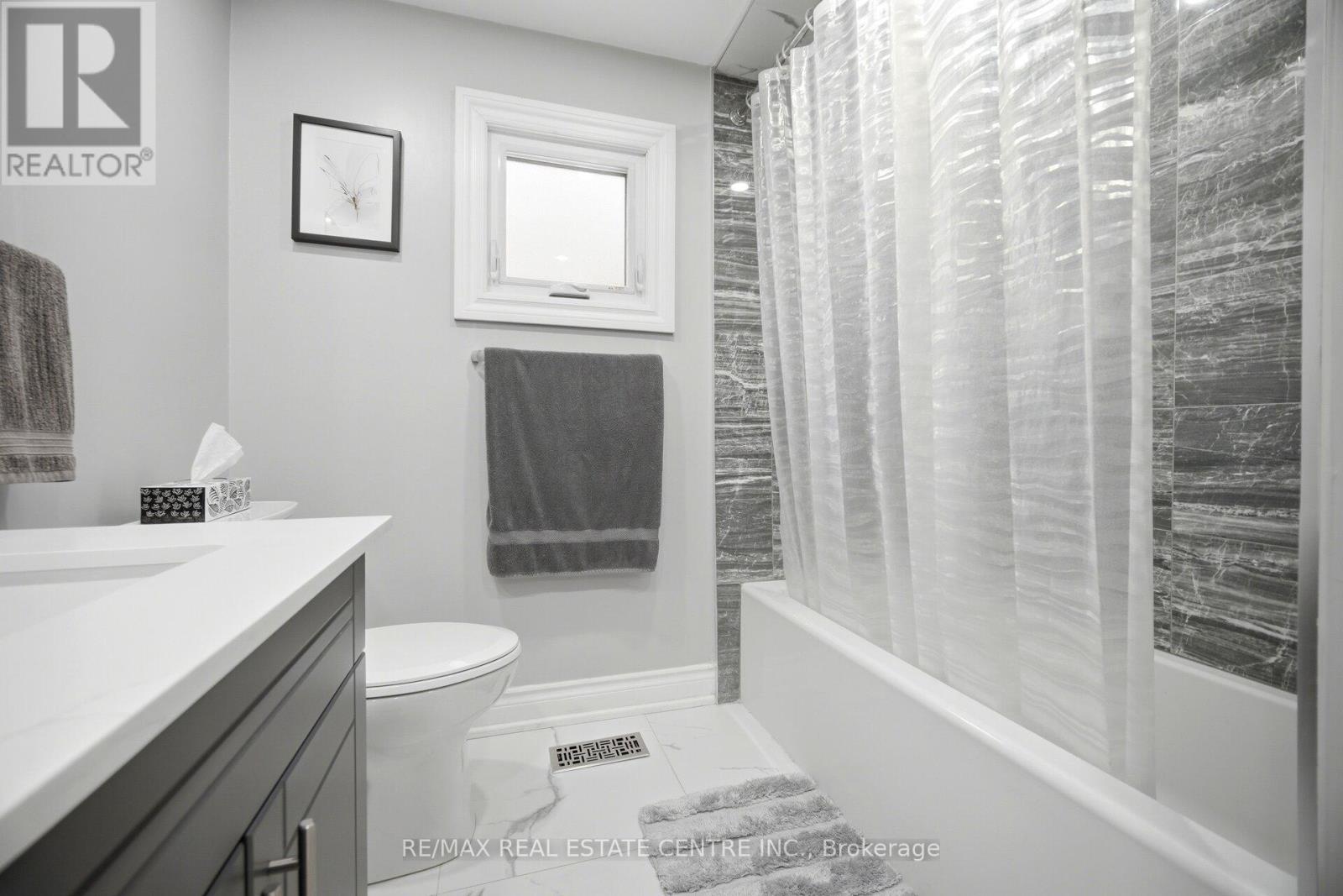 6 Ashbrook Way, Brampton, Ontario  L6Y 4R5 - Photo 38 - W13432088