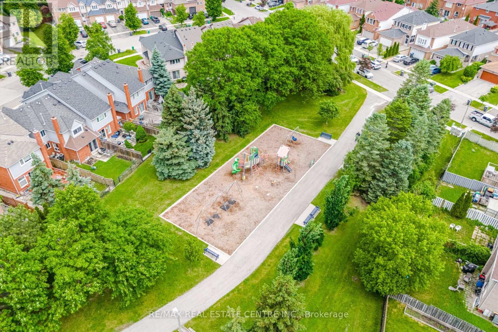 6 Ashbrook Way, Brampton, Ontario  L6Y 4R5 - Photo 47 - W13432088